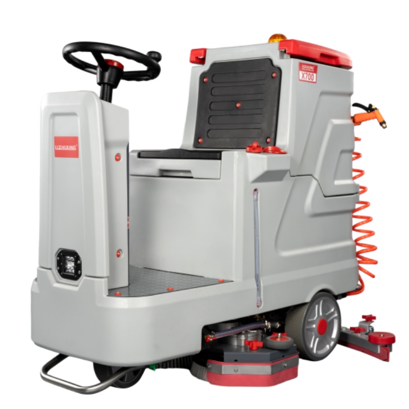 安顺坦洁全自动驾驶式洗地机X700